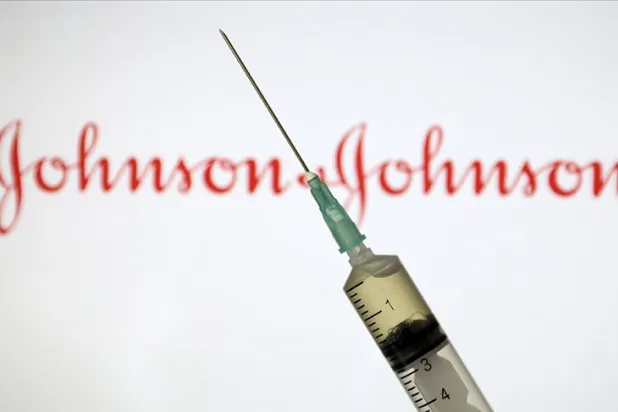 ABD'de Johnson & Johnson'ın Kovid-19 aşısına sınırlama getirildi