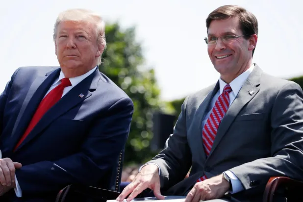 Pentagon, eski Savunma Bakanı Esper'ın Trump hakkındaki iddiasını sansürlemeye çalışmış