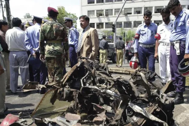 Pakistan "Taliban"ın ikinci gelişiyle karşı karşıya