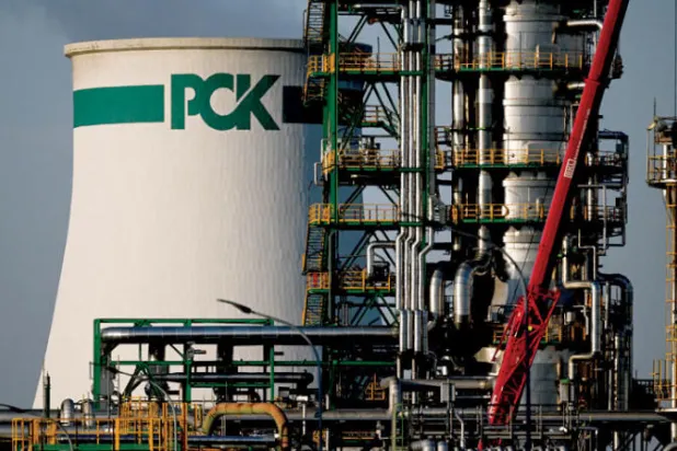 «جبهة الطاقة» لا تزال «كعب أخيل» الحزمة السادسة من العقوبات الأوروبية ضد روسيا