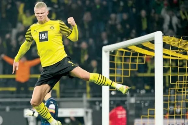 هالاند قد يكون المهاجم المثالي الذي يبحث عنه غوارديولا (أ.ف.ب)