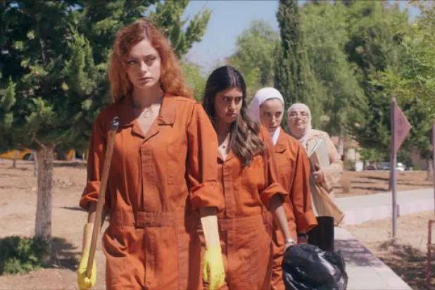 صورة من مسلسل «مدرسة الروابي للبنات»... (نتفليكس)