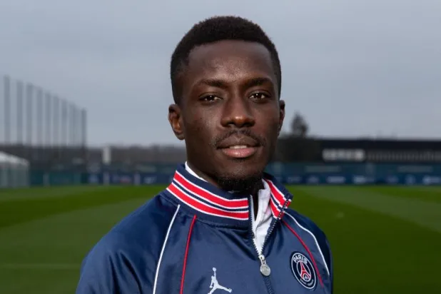 السنغالي إدريسا غانا غاي (أ.ف.ب)