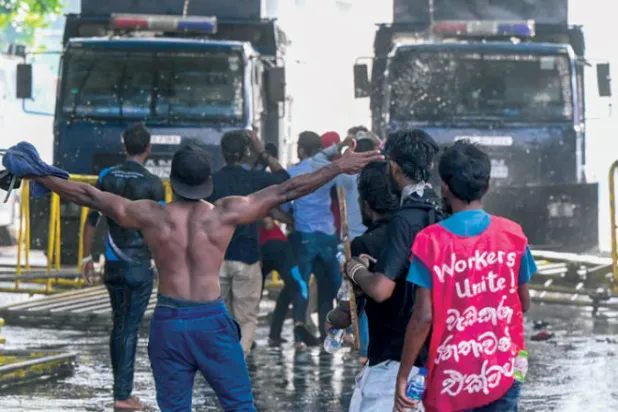 الأزمة الاقتصادية في سريلانكا تشتد