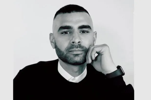 یوسف اکبر طراح لباس