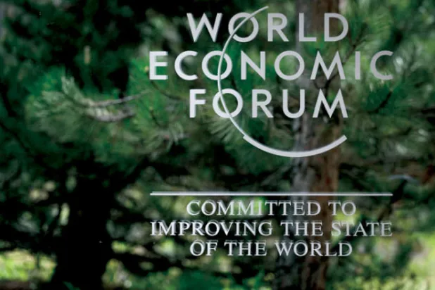 تشعبت القضايا المهمة على موائد المنتدى الاقتصادي العالمي لتمتد من تأمين الغذاء العالمي إلى إعادة الإعمار (أ.ف.ب)