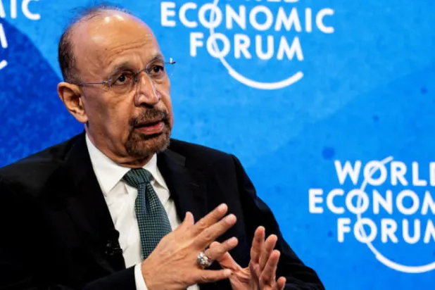 وزير الاستثمار السعودي خالد الفالح يتوقع  نمو حجم اقتصاد المملكة إلى نحو 1.8 تريليون دولار (د.ب.أ)