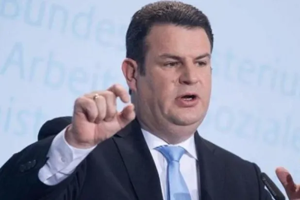 صورة أرشيفية لوزير العمل الألماني هوبرتوس هايل