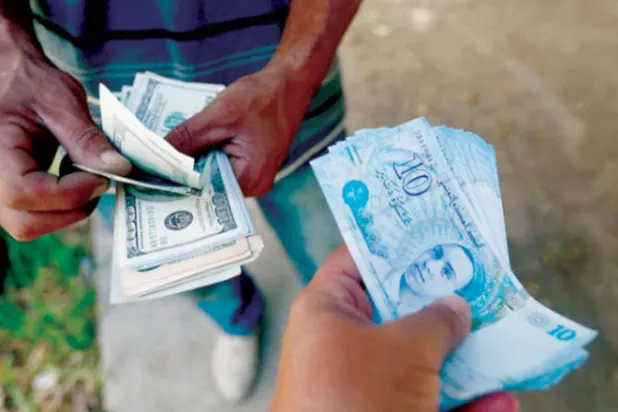 العجز التجاري في تونس سجلت خلال شهر أبريل الماضي (رويترز)