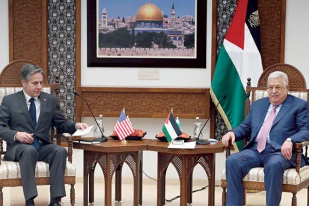 عباس خلال استقباله بلينكن في رام الله مارس الماضي (وفا)