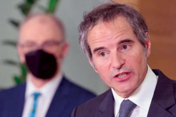 گزشتہ مارچ میں تہران میں مذاکرات سے واپسی پر جوہری توانائی کی بین الاقوامی ایجنسی کی طرف سے گروسی کی جاری کردہ ایک تصویر دیکھی جا سکتی ہے