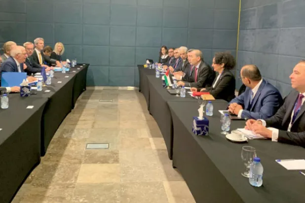 اجتماع الأمس في البحر الميت بين الاتحاد الأوروبي والأردن لتعزيز الشراكة (قناة المملكة)