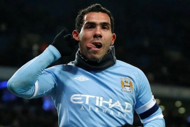 المهاجم الأرجنتيني كارلوس تيفيز (أ.ب)