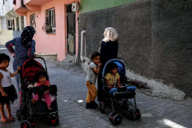 لاجئون سوريون في تركيا (أ.ف.ب)