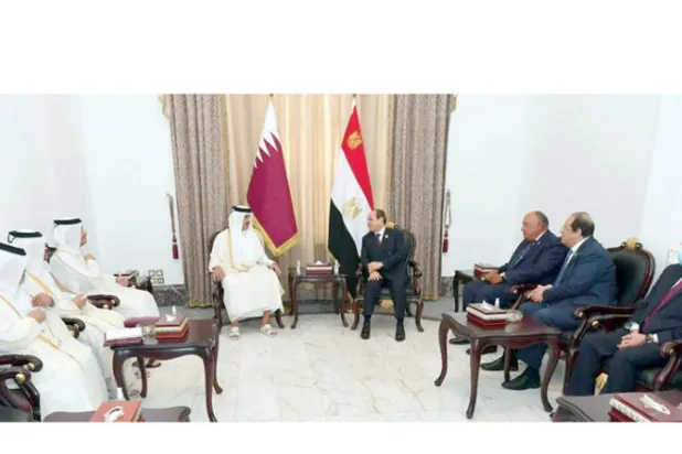 جانب من لقاء السيسي وتميم ببغداد في أغسطس الماضي (الرئاسة المصرية)