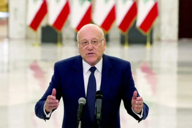 الرئيس نجيب ميقاتي متحدثاً في قصر بعبدا بعد تكليفه تشكيل الحكومة (رويترز)