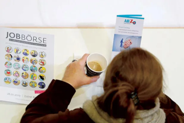 ارتفعت نسبة البطالة في ألمانيا للمرة الأولى في شهور بسبب اللاجئين الأوكرانيين (رويترز)