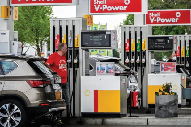 تحذيرات حكومية من انفجار الأسعار في ألمانيا حال توقف إمدادات الطاقة الروسية (إ.ب.أ)