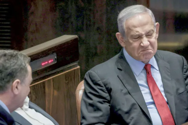 نتنياهو خلال جلسة الكنيست لحل البرلمان في 22 يونيو (د.ب.أ)