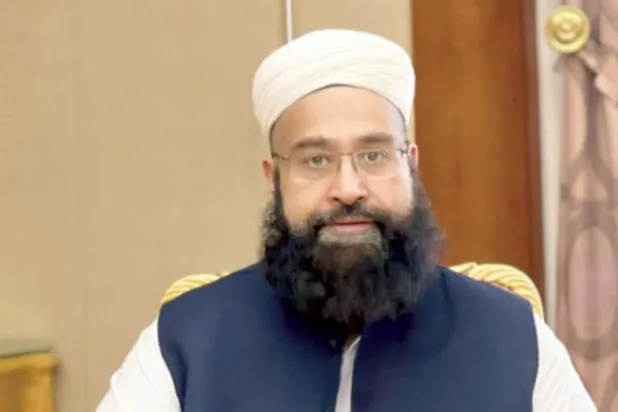 Chairman of the Pakistan Ulama Council, Special Representative of the Prime Minister for Interfaith Harmony and Middle East Affairs, Sheikh Tahir Ashrafi (Asharq Al-Awsat)