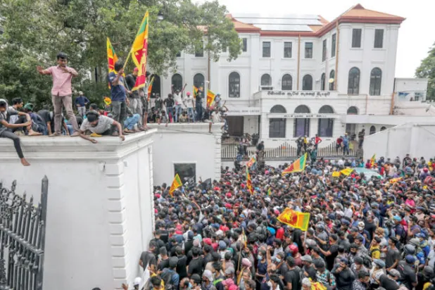 الرئيس السريلانكي يتنحى الأربعاء