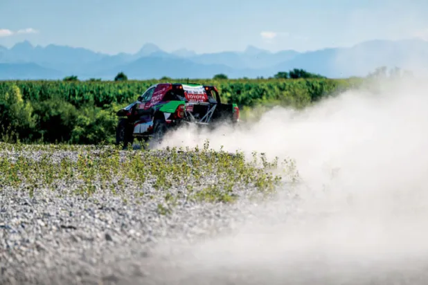 دانية عقيل حلت ثالثة (الاتحاد السعودي للسيارات)