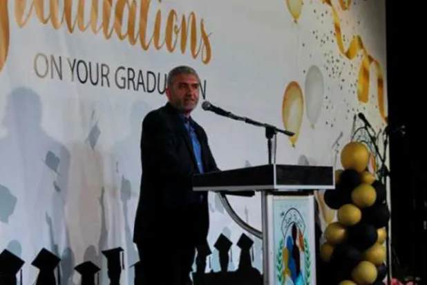 وزير العمل اللبناني مصطفى بيرم (الوكالة الوطنية للإعلام)