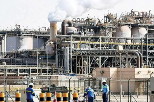 
 
کارگران کارخانه آلومینیوم در راس الخیر (فرانس پرس)