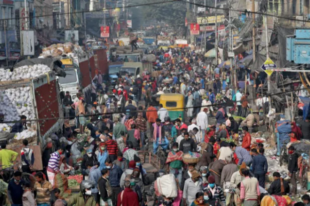 الهند ستصبح الدولة أكثر تعداداً للسكان بحلول شهر نوفمبر  (رويترز)