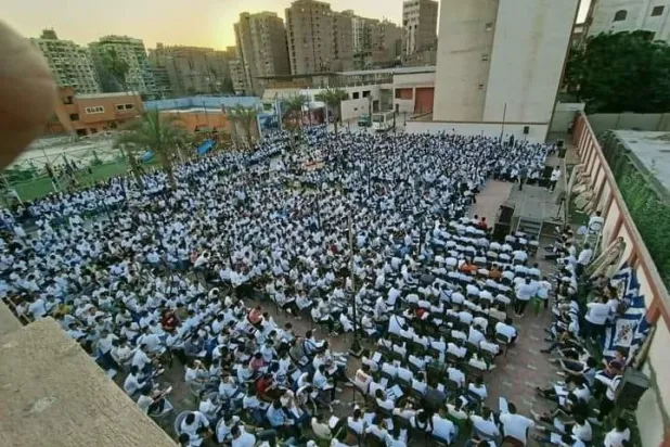 مراجعة جماعية للطلاب