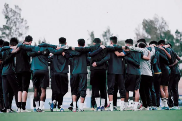 الفراغ الإداري والأزمة المالية يهددان مصير العين في الموسم الجديد (المركز الإعلامي بنادي العين)