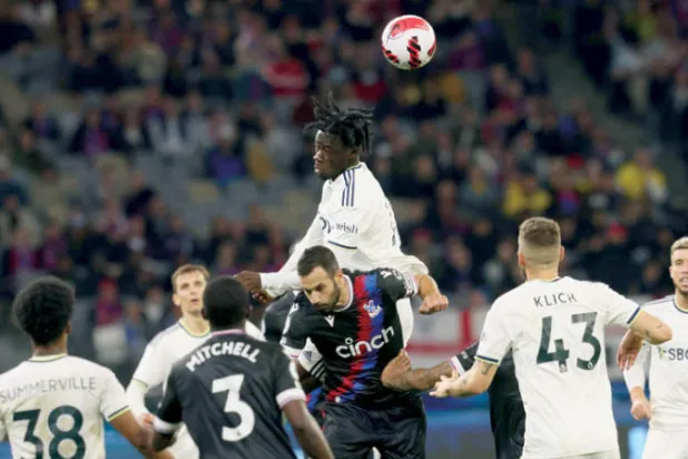 من إحدى وديات ليدز يونايتد الصيفية استعداداً للموسم الجديد (أ.ف.ب)