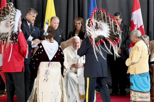 البابا خلال اللقاء (د.ب.أ)