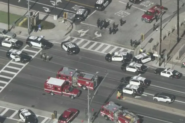 قتيلان و5 جرحى بإطلاق النار في لوس أنجليس