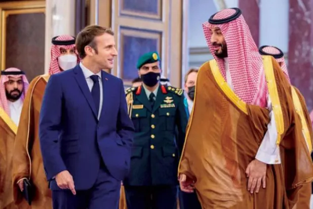Saudi Crown Prince Mohammed bin Salman receiving French President Emmanuel Macron in Jeddah last December. (SPA)