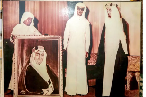 «الفيتون» يأخذ زوار جدة التاريخية  برحلة إلى الجزيرة العربية