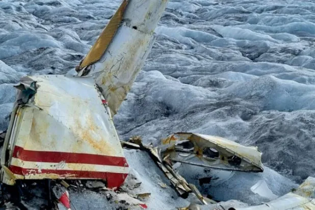 العثور في جبال الألب على حطام طائرة سقطت سنة 1968