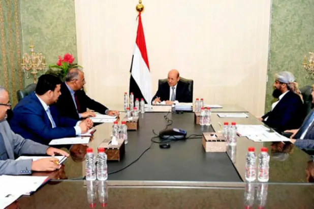 جانب من اجتماع لمجلس القيادة الرئاسي اليمني رأسه الدكتور رشاد العليمي وحضره أعضاء المجلس السبعة في عدن نهاية أبريل الماضي (سبأ)