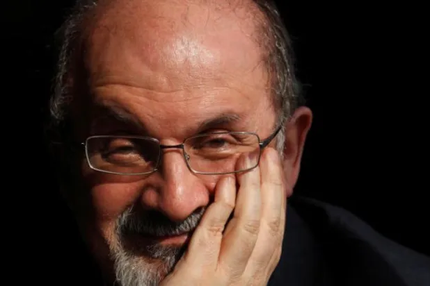 2010 yılında Reuters ile röportaj sırasında yazar Selman Rüşdi