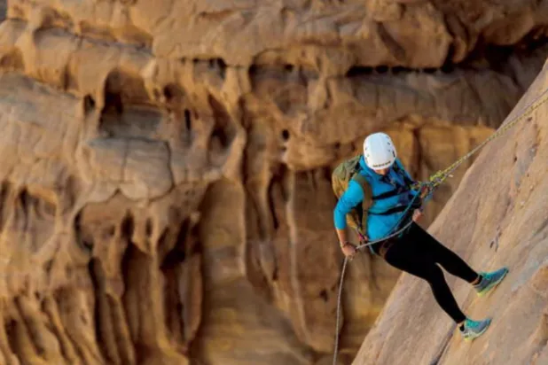 
ماجراجویی فرود از بالای کوه‌ها