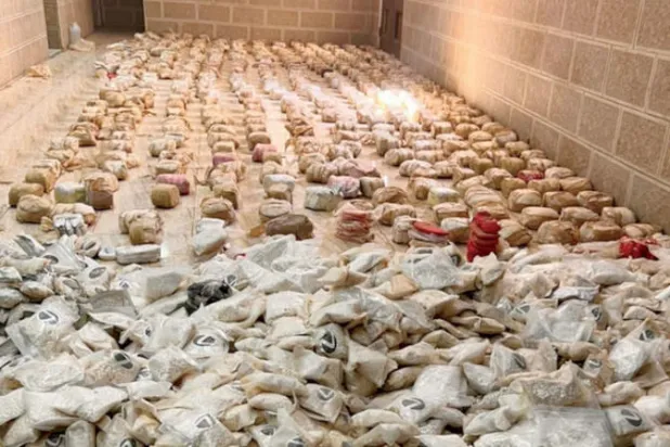 الحشيش والمواد المخدرة التي تم ضبطها (الأمن العام الأردني)