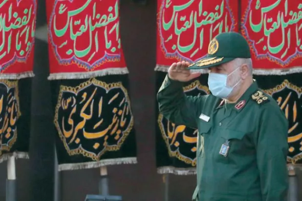 ایرانی پاسداران انقلاب کے کمانڈر حسین سلامی کو دیکھا جا سکتا ہے (ای پی اے)