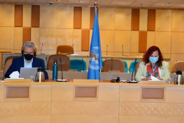 الدكتورة جومانة هيرمز ود. ريشتارد بيرنان خلال المؤتمر الصحافي