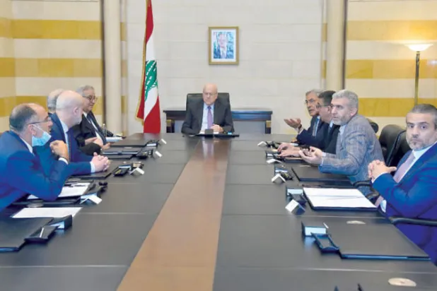 الرئيس نجيب ميقاتي ترأس أمس اجتماعاً وزارياً لبحث عودة النازحين السوريين وقاطعه وزير المهجرين (موقع رئاسة الوزراء)