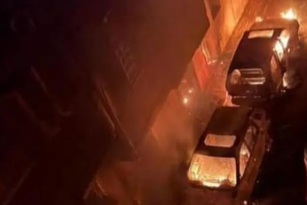 
بخشی از آثار برجای مانده از درگیری امروز طرابلس (شهرداری طرابلس)
