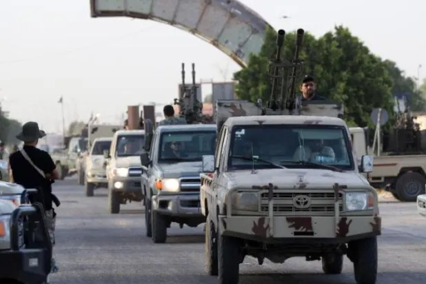 نیروهای هوادار دولت وحدت ملی در فرودگاه بین المللی طرابلس (فرانس پرس)