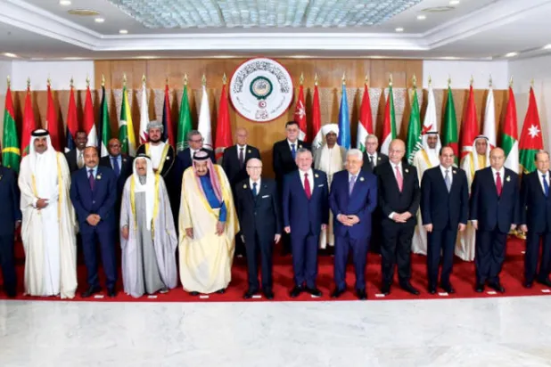 القادة العرب خلال مشاركتهم في قمة تونس 2019 (رئاسة الجمهورية المصرية)