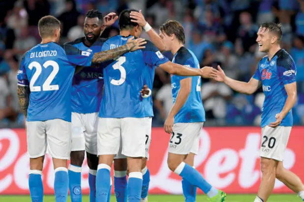 نابولي حقق نتائج لافتة مع النجم الجورجي الجديد (الموقع الرسمي لنادي نابولي)