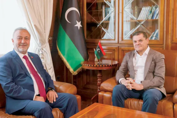 الدبيبة خلال لقائه بالسفير التركي في طرابلس كنعان يلماز (حكومة الوحدة)