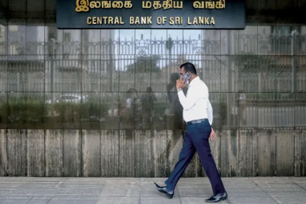 أعلن صندوق النقد الدولي الخميس أنه توصل إلى اتفاق مع سريلانكا على خطة إنقاذ بقيمة 2.9 مليار دولار (إ.ب.أ)